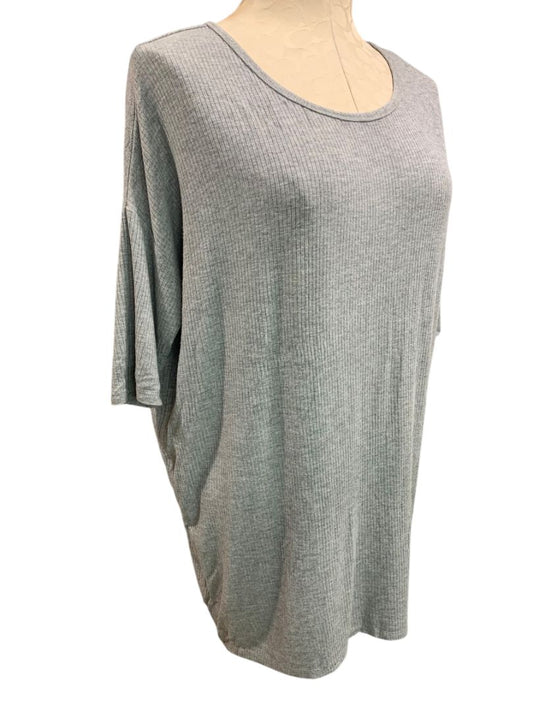 Size XS LulaRoe Gray Tunic Tshirt Ribbed Hi Lo Hem