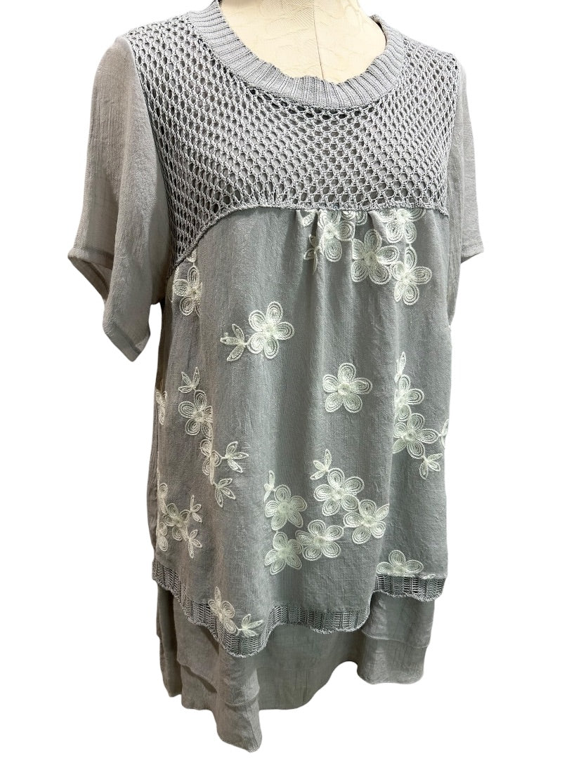 XL Simply Couture Womens Gray Peasant Style Pullover Shirt Flowy Embroidered