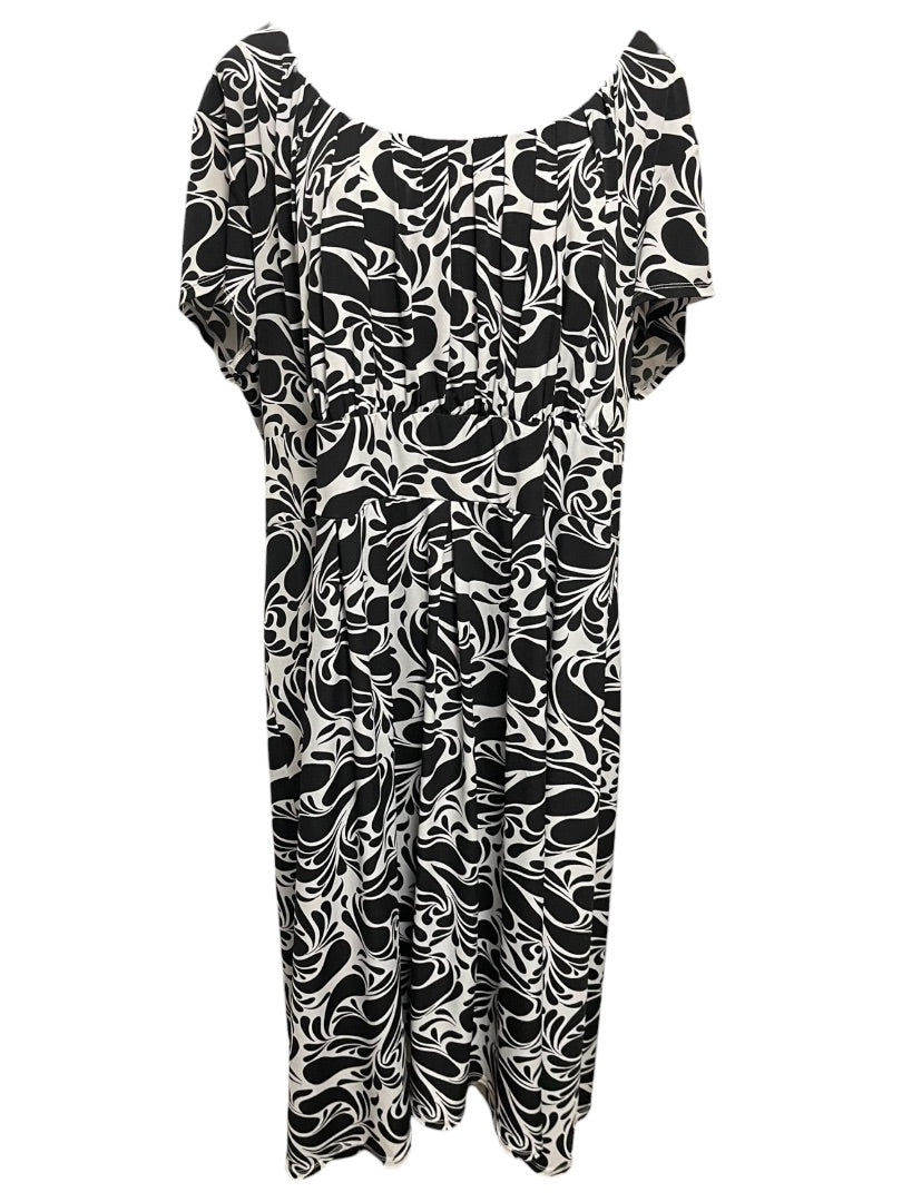 28W Merona Shore Sleeve Top Lined Long Dress Black & White