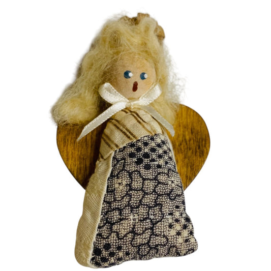 1990 Quilt Angel Pin Brooch Folk Art 3.5" Signed Sara Carr