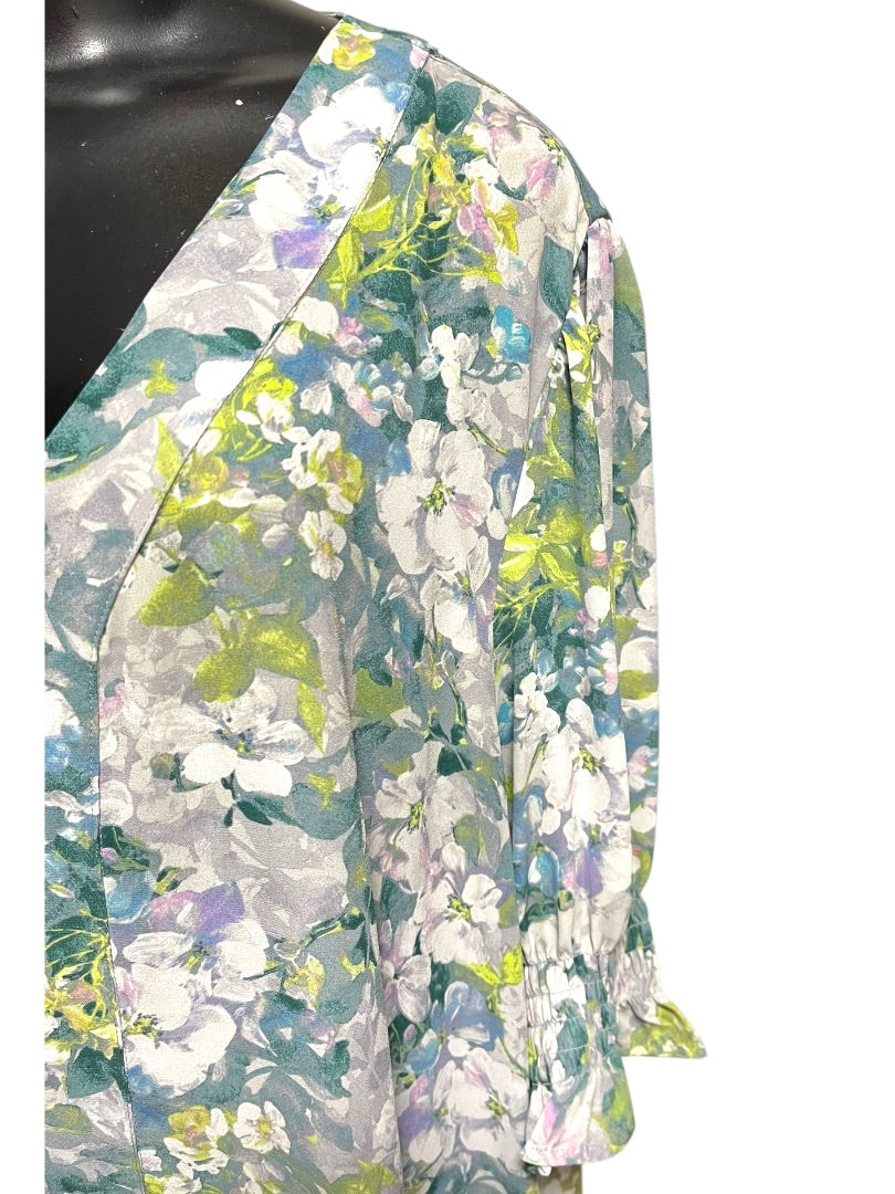 3X Jones & Company Floral Pullover Blouse