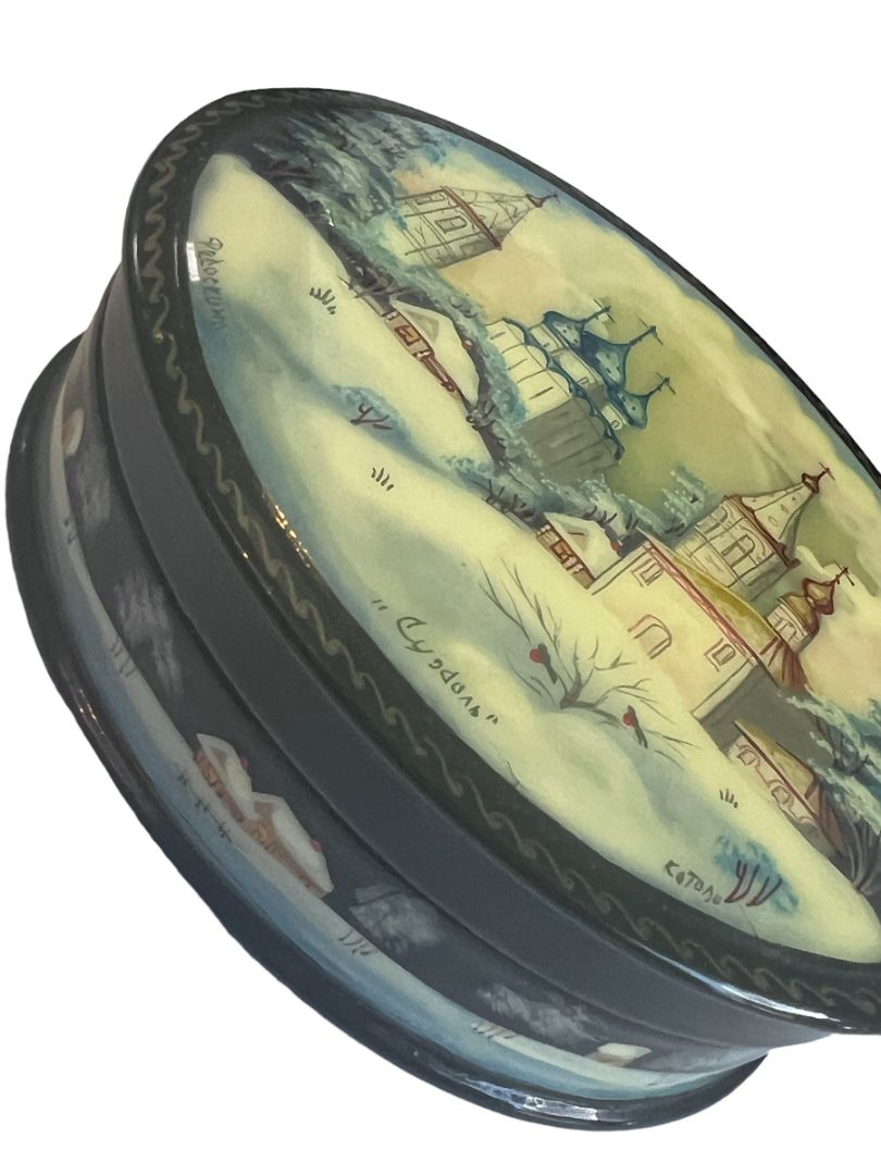 Russian Handpainted Signed Mother of Pearl Oval Lacquer Trinket Box Hinged Red Interior