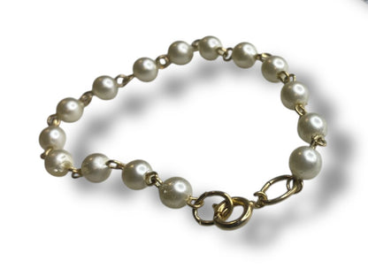 Vintage Goldtone 6mm Pearl 7" Bracelet Spring Clasp