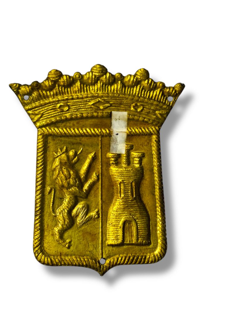 Vintage Spanish Heraldic Badge Metal Goldtone Red 2.25"