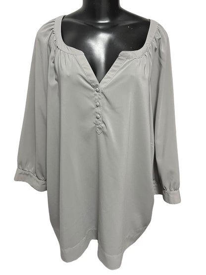 30/32 Avenue Gray Pullover Blouse