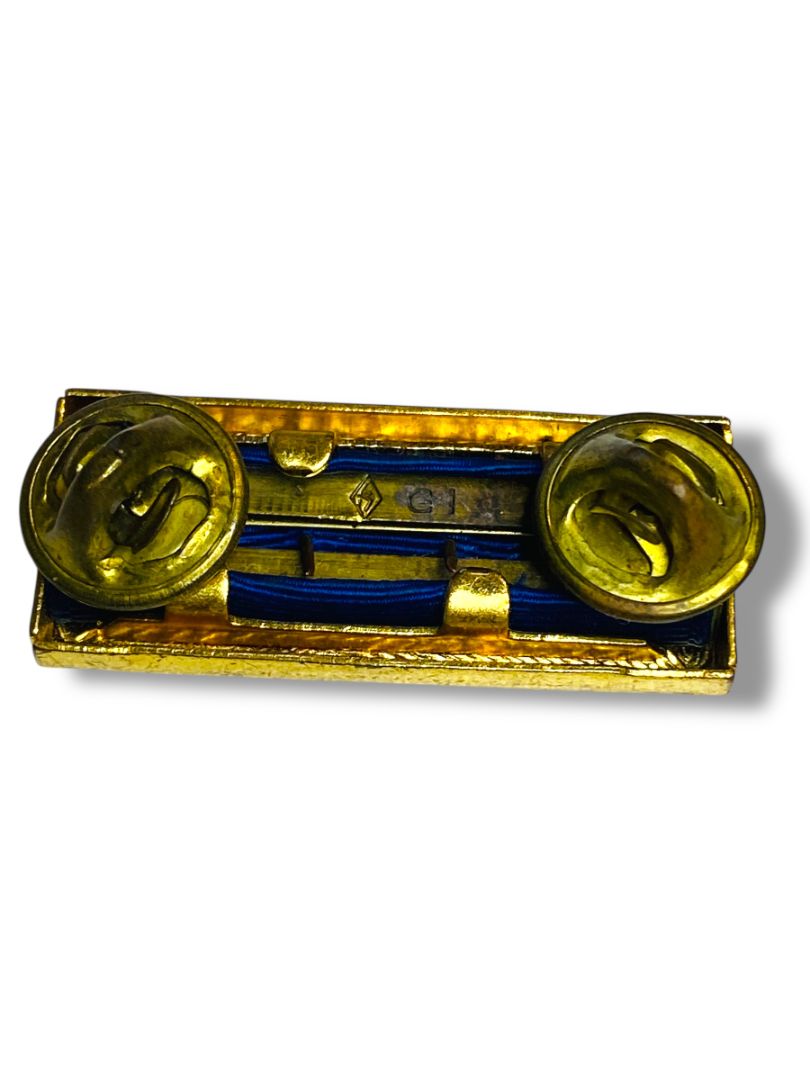 Vintage US Military Presidential Unit Citation Ribbon Bar Pin 2 Awards 1.5" Gold Frame