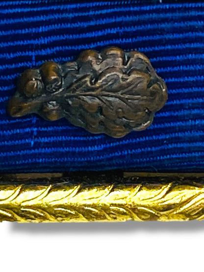 Vintage US Military Presidential Unit Citation Ribbon Bar Pin 2 Awards 1.5" Gold Frame