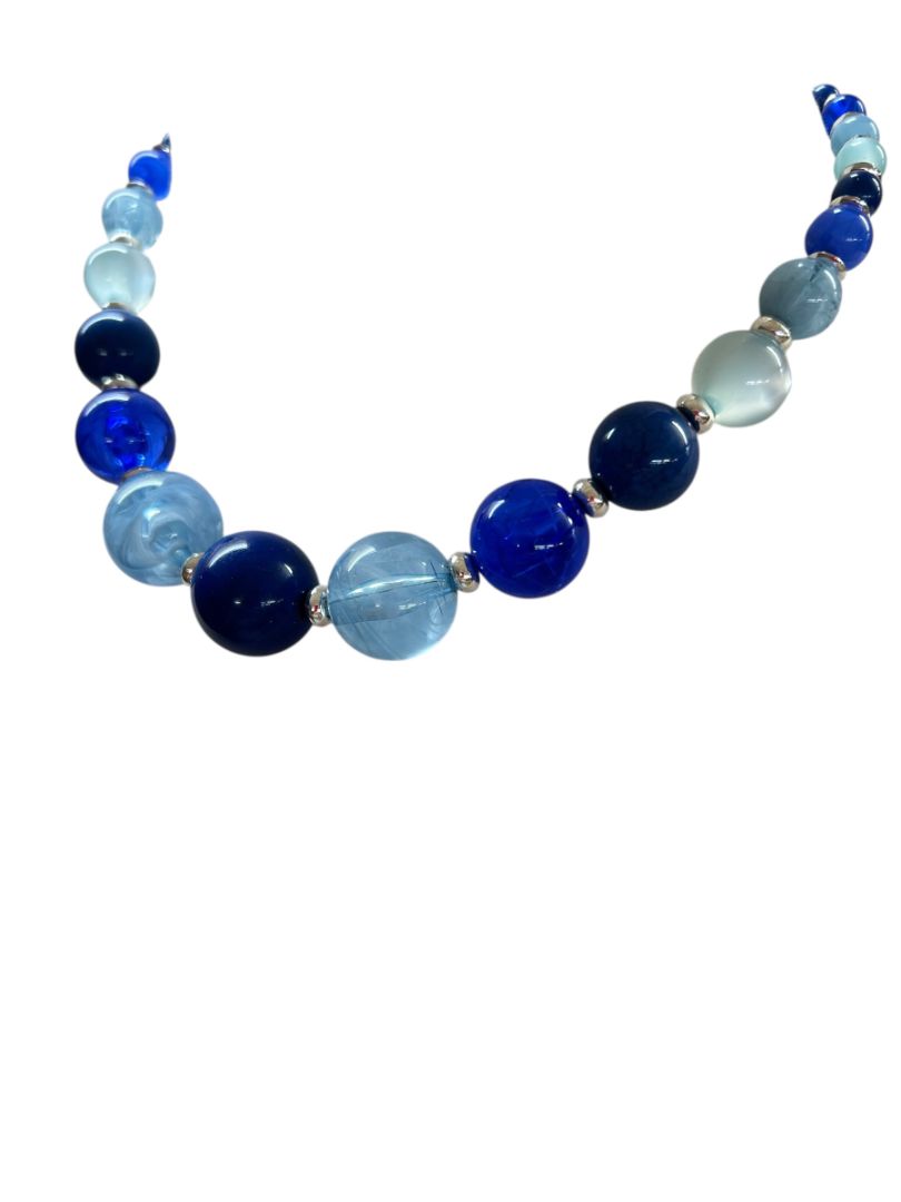 Graduated Blue Beaded Necklace Silvertone Spacers 17"+3" Extender