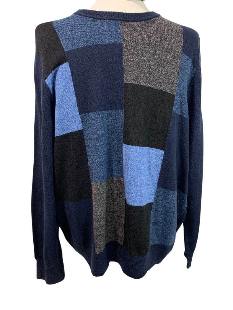 Size XL Dockers Mens  Sweater Blue Gray Color Block Crew Neck