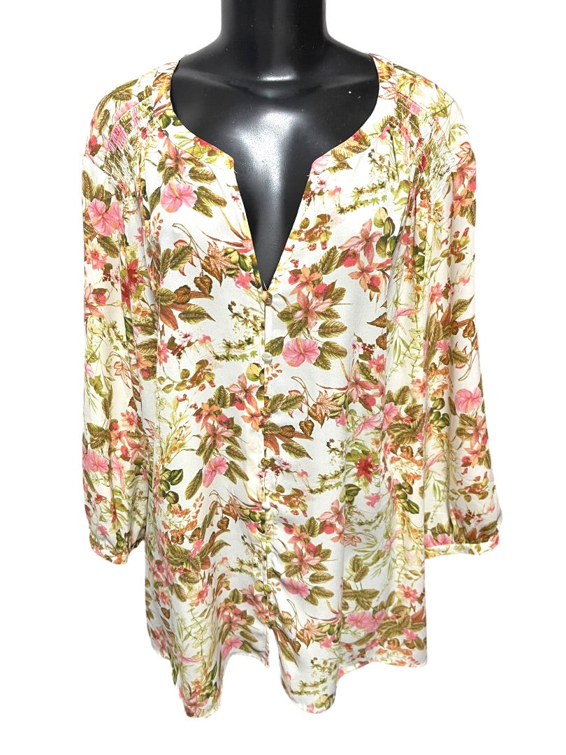 Size 3X Rose + Olive Floral 3/4 Sleeve Button Down Blouse Womens