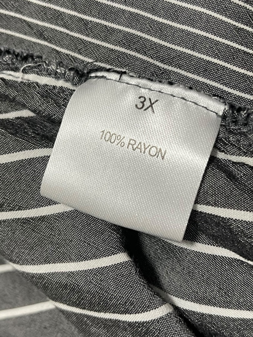 Size 3X Jane & Delancey Striped Roll Tab Sleeve Button Down Womens Top Gray