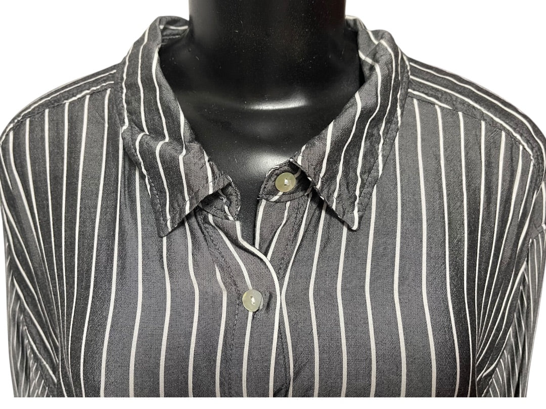 Size 3X Jane & Delancey Striped Roll Tab Sleeve Button Down Womens Top Gray