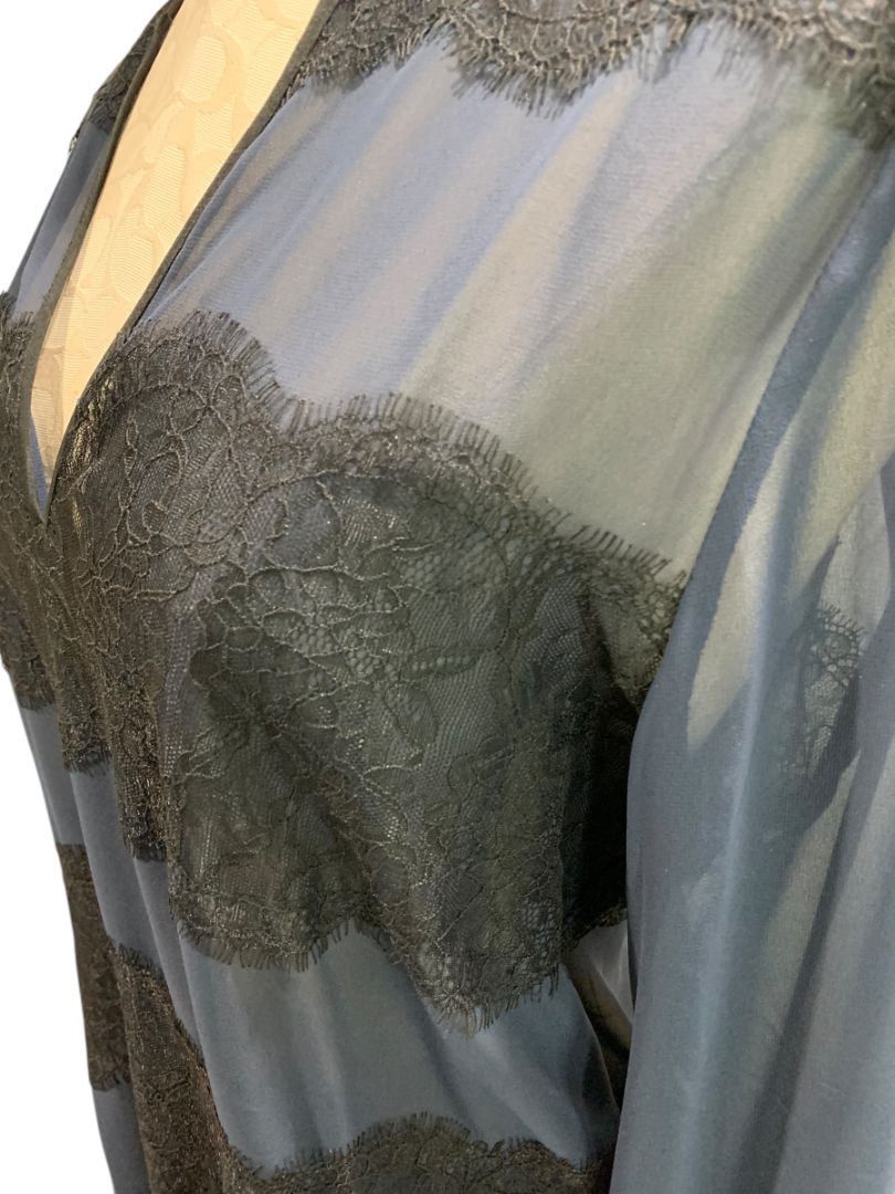 Medium Ann Taylor Womens Sheer V-Neck Pullover Shirt Navy Blue Black