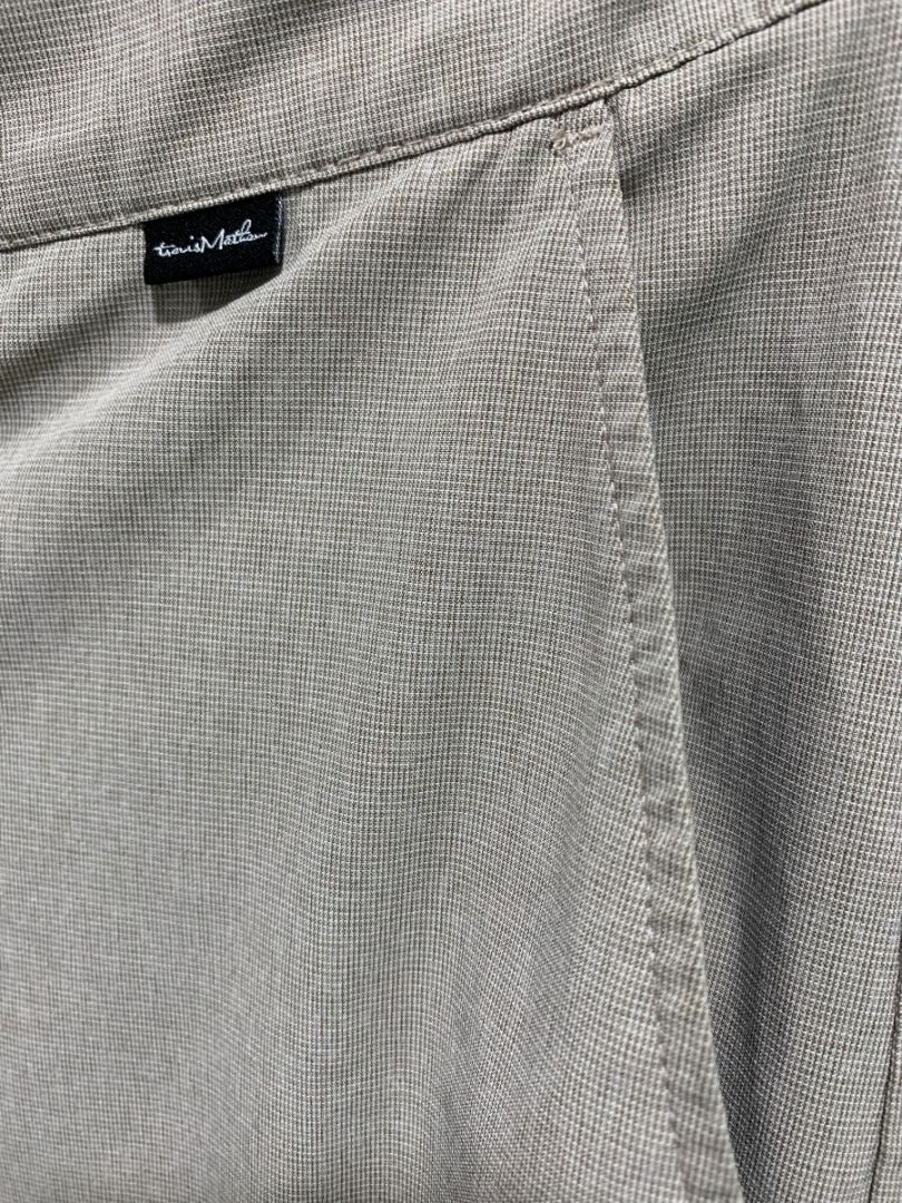 Size 42 Travis Mathew Mens Performance Golf Shorts Tan Brown