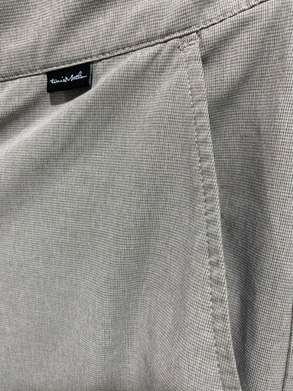 Size 42 Travis Mathew Mens Performance Golf Shorts Tan Brown