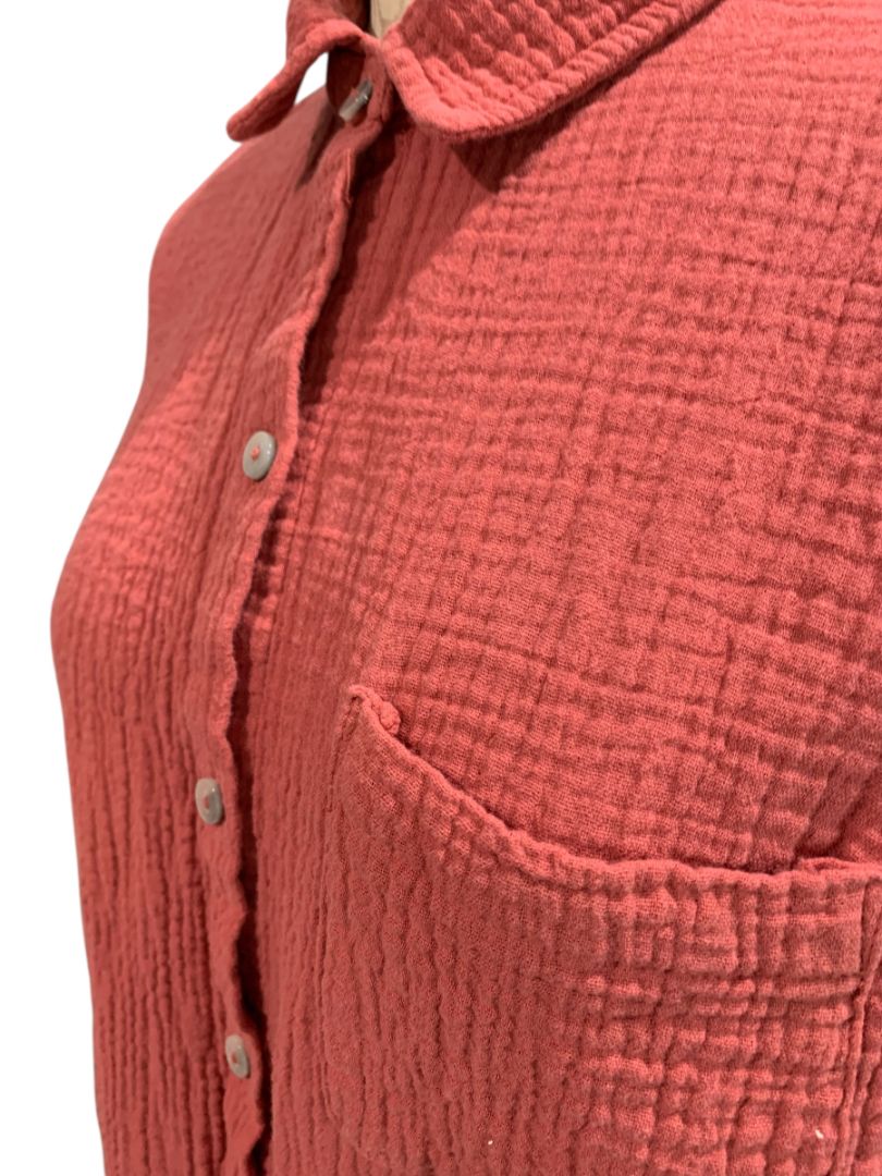 Size XL Jessica Simpson Womens Button Up Coral Textured Shirt
