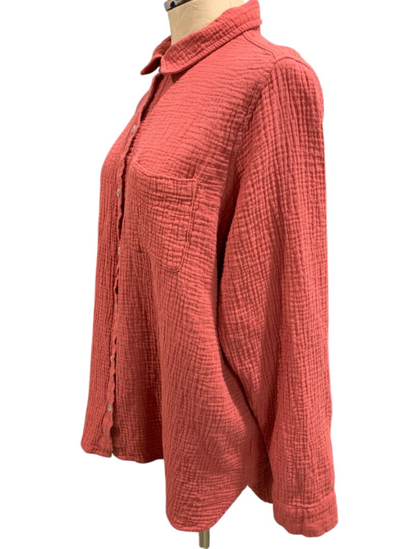 Size XL Jessica Simpson Womens Button Up Coral Textured Shirt