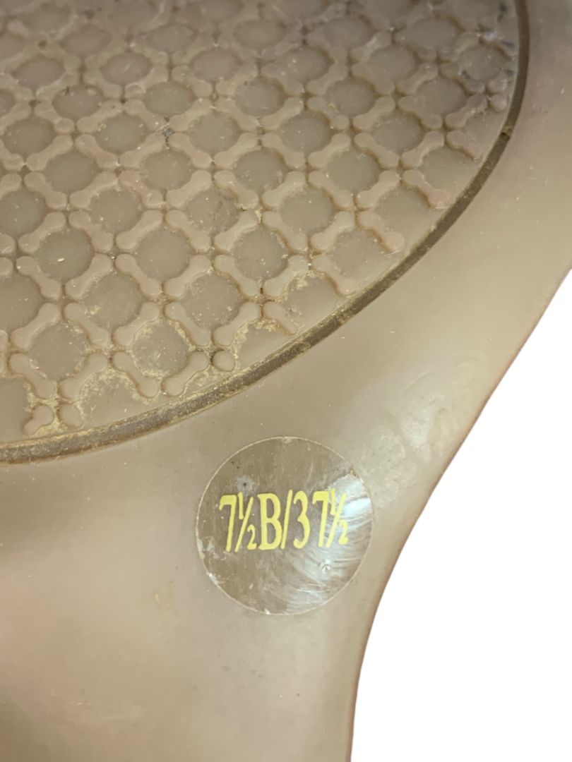 Size 7.5 Jessica Simpson Womens Oscar Purple Faux Suede Heels Gold Flaws