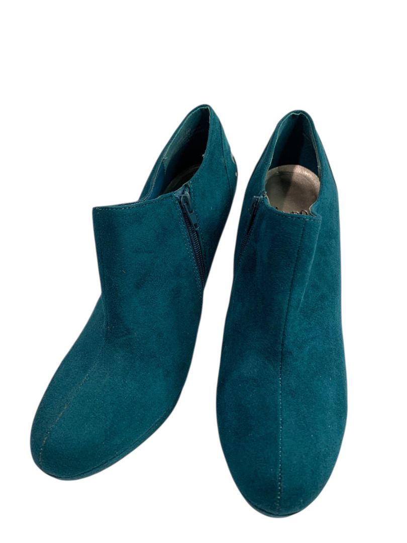 Size 8M Impo Womens Faux Suede Teal Lasercut 4.25" Heel Shoes