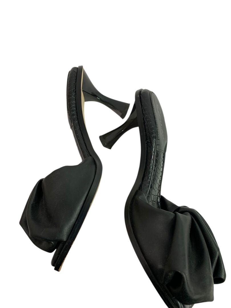 Size 8M Circus by Sam Edelman Slade Black Leather 3" Heel Slides