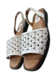 Duck Head Women's White Leather Open Weave Slingbacks 7N Resort Wear