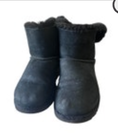 UGG Mini Bailey Bow II Size 7 Black Warm Suede Sheepskin Boots