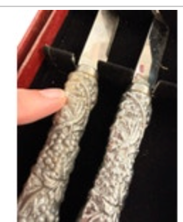 Set of 4 Arthur Court Grape Pattern Steak Knives With Box One Knife Tarnished