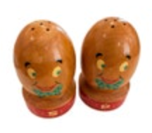Vintage Humpty Dumpty Wood Wooden Storytown USA Souvenir Salt and Pepper Shakers