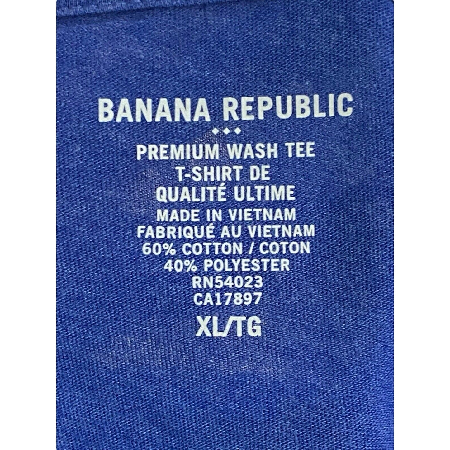 Size XL Men’s Banana Republic Bright Blue Solid Shirt V Neck T-Shirt