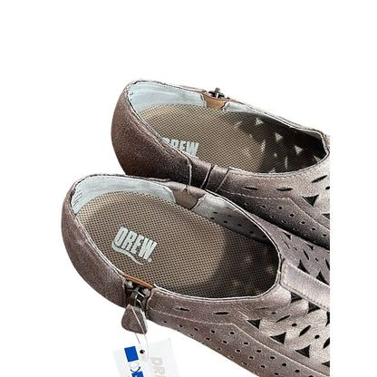 Drew Comfort Shoes Metro NEW Women's 9.5 Narrow Microdot Flat Gold Metal Cutout