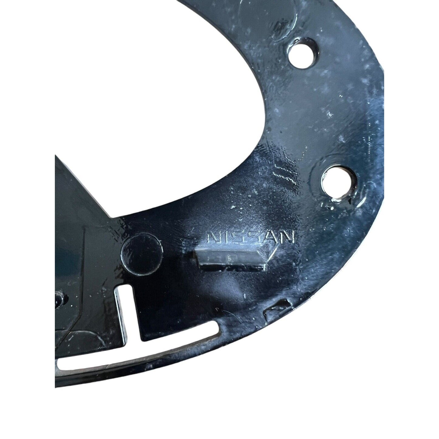 OEM Nissan Infiniti Front Grille Mount 62890-3JA0A-C1. 2014 2015 2016 2017-2019