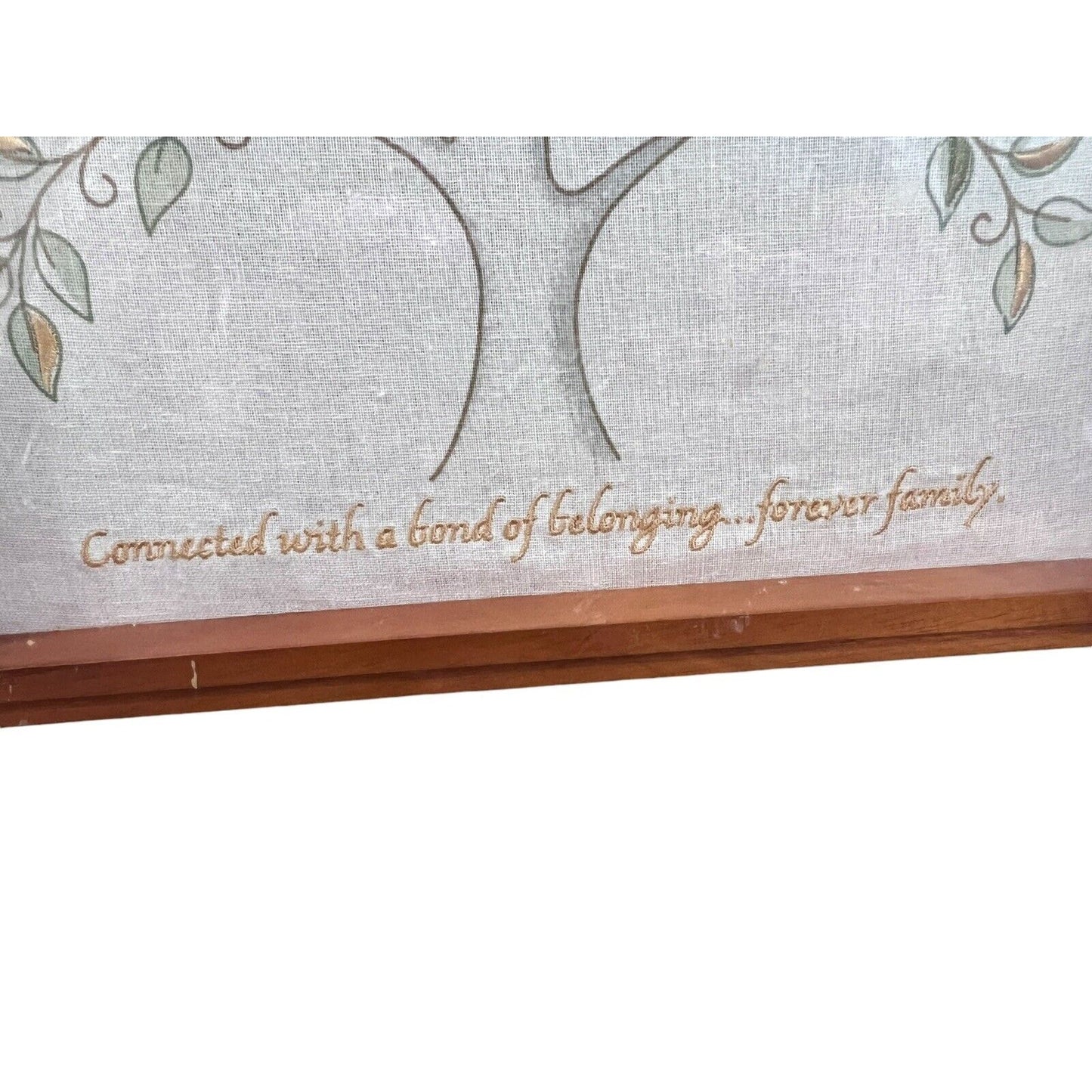 Hallmark Keepsake The Family Tree Photo & Ornament Display 14” X 12”, 2004