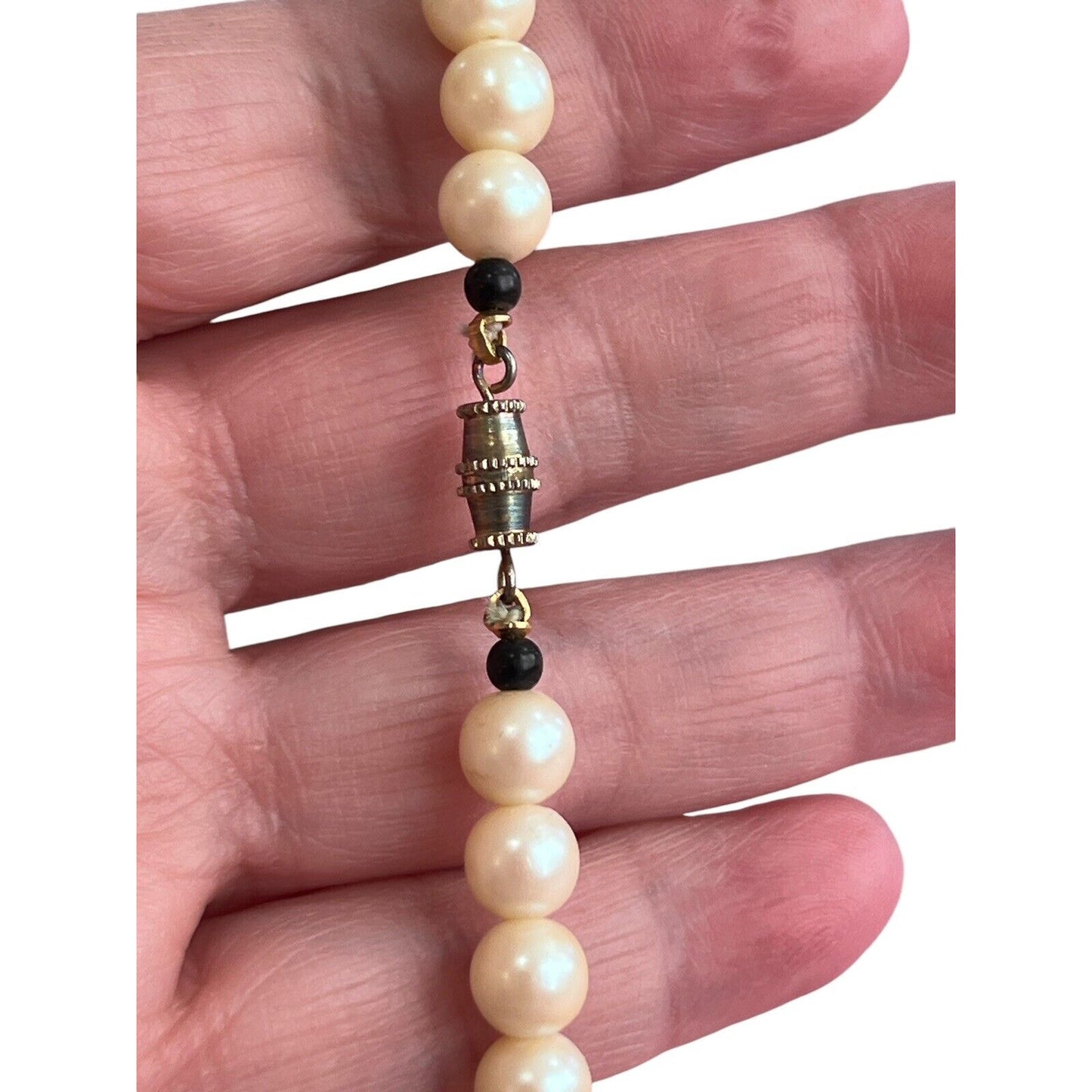 Faux Pearl Beads Black Painted Bird Floral Wood Pendant Strand Necklace Asian 29