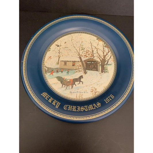 10" Vintage Metal "Merry Christmas" Decorative Plate Arlington Art 1976 "Skating