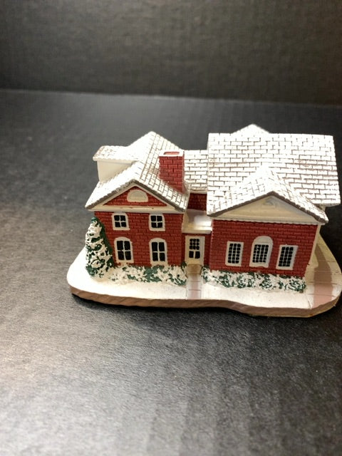 1990 Rhodes Studios Rockwells Main Street The Bank Holiday House Figurine