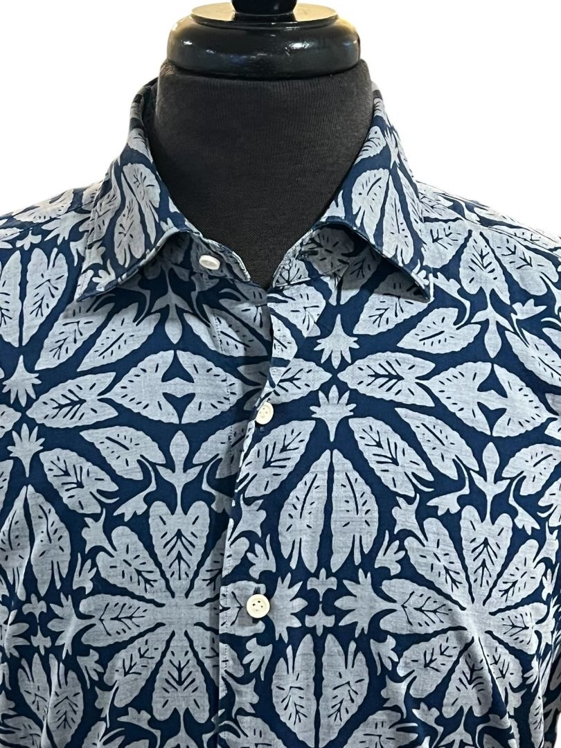 Medium Peter Millar Collection Hawaiian Button Up Shirt Blue Gray Mens 100% Cotton