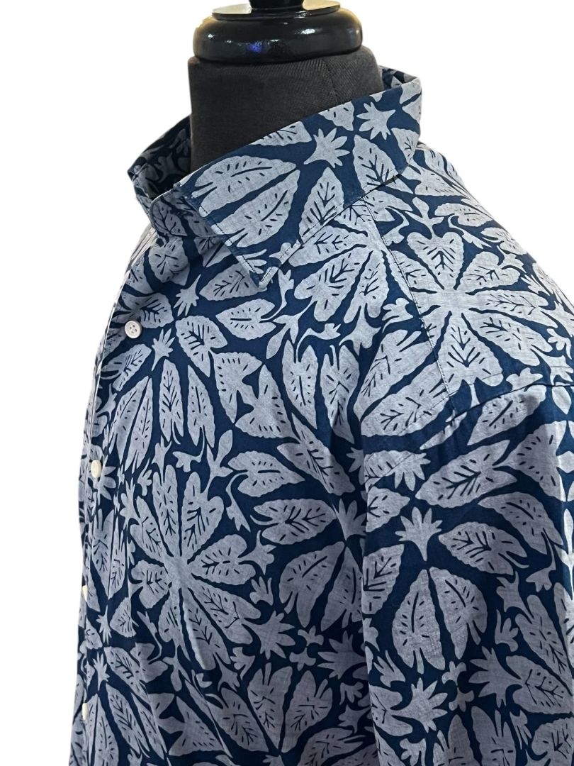 Medium Peter Millar Collection Hawaiian Button Up Shirt Blue Gray Mens 100% Cotton