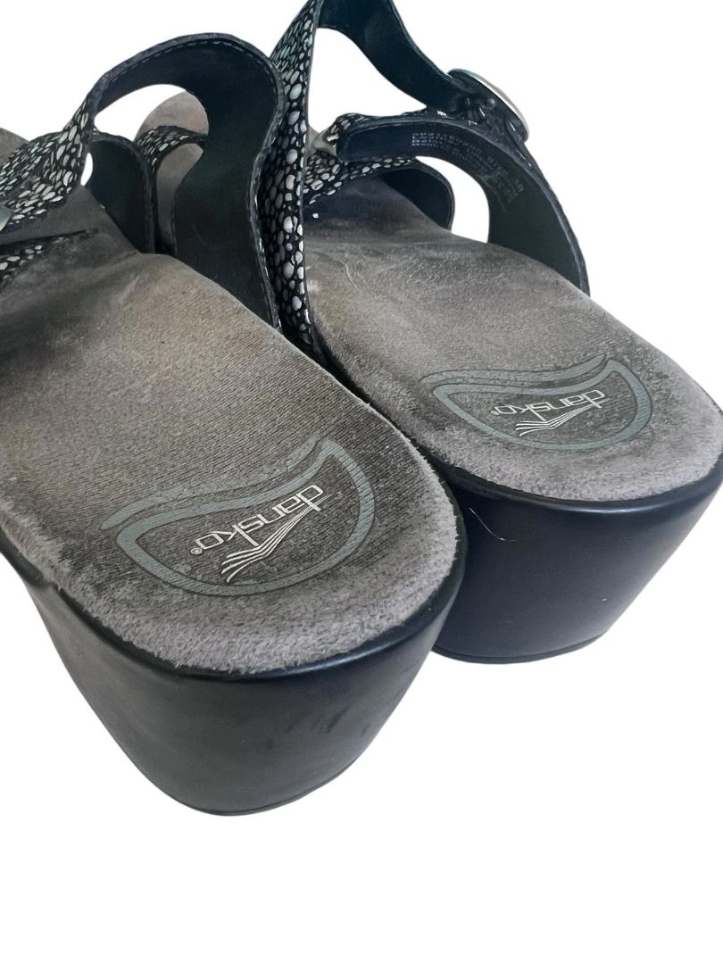Size 38 (US 8) Dansko Womens Sophie Sandals Clogs Double Strap Black Shagreen