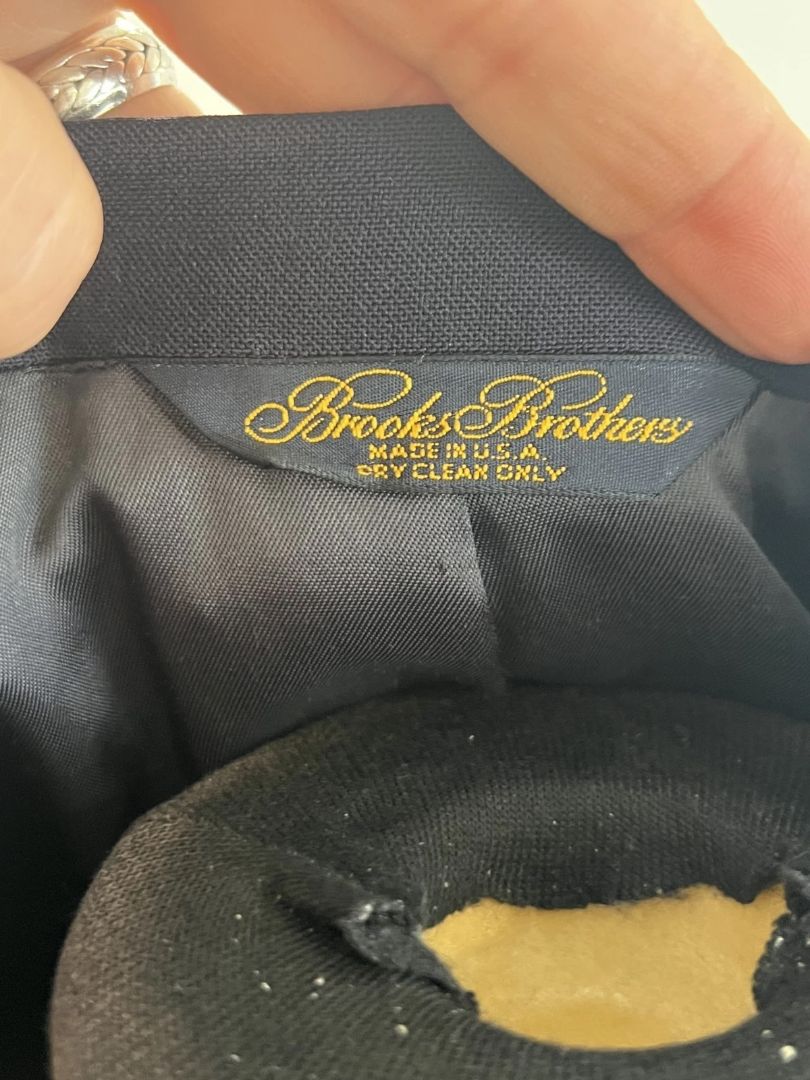 Size 46R Classic Brooks Brothers Men's Navy Blue Wool Blazer Two Button