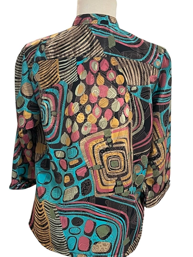 Size Large Vintage Over Star Womens Silky Blouse Mandarin Collar Jungle Pattern