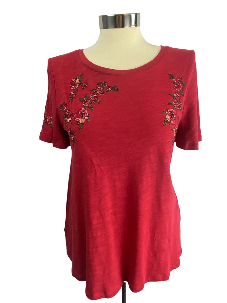 XS DG2 Diane Gilman Round Neck Women's Tshirt Red Pink Rose Embroidered