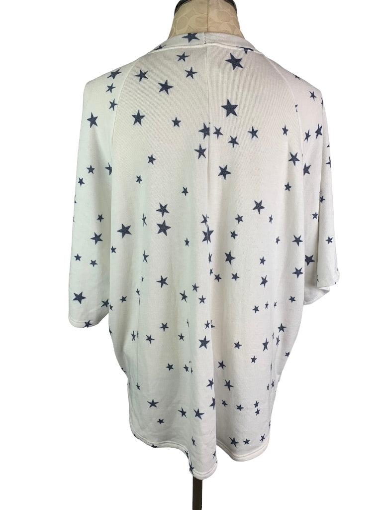 Medium Crepas Women's Oversize Pullover Shirt White Blue Stars Short Sleeve