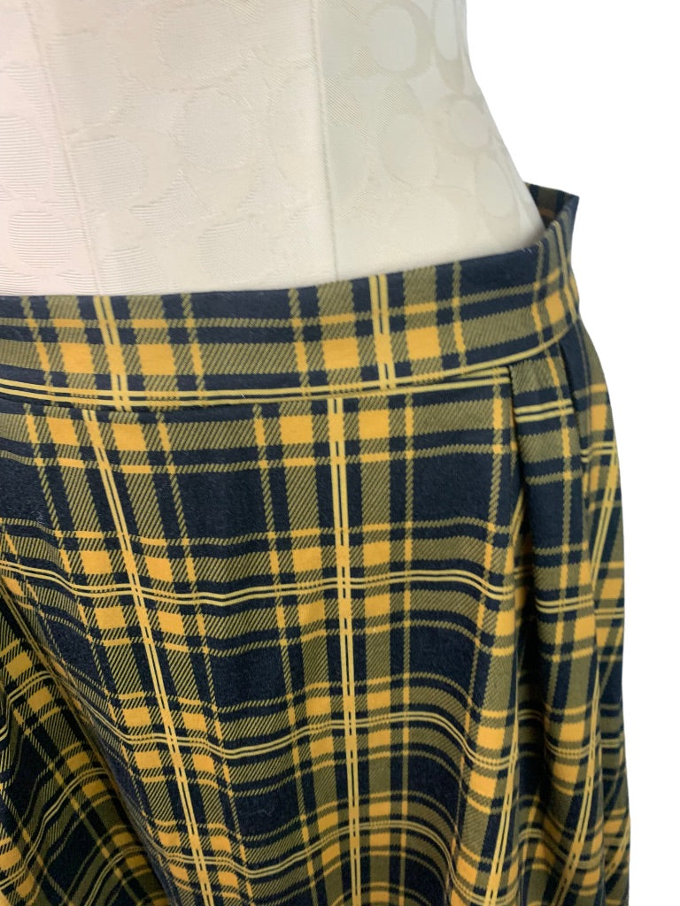 Large Urban Coco Junior Women's Plaid Back Zip Skater Skirt Jersey Knit