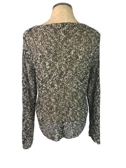 XL Chico's Black Women's White Loose Woven Sweater Lagenlook V-Neck
