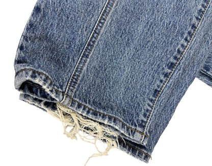 4 (27R) Universal Thread Vintage Straight Distressed Jeans Women's Denim