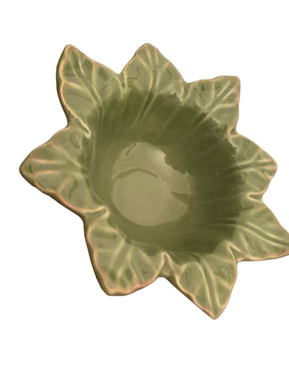 Green Floral Shaped Dish Ceramic Pottery 7.5"d x 3"h