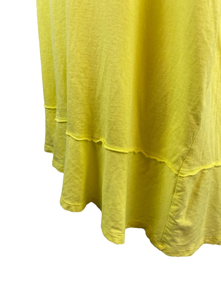 XL Caslon Yellow Flounce Hem Women's Tshirt Short Sleeve Scoop Neck