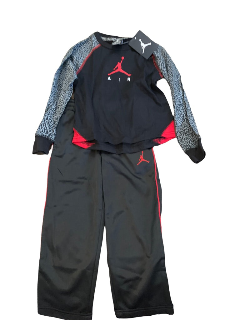 XS (4) Nike Jumpman Youth Boys 2 Piece Outfit Black Red Pants Long Sleeve