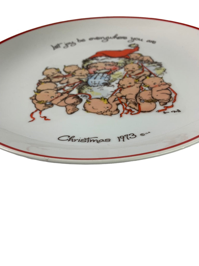 Kewpie 1973 Christmas Decorative Plate Santa 10.5"