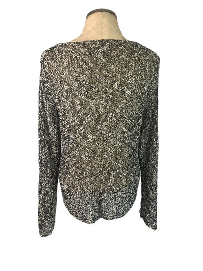 XL Chico's Black Women's White Loose Woven Sweater Lagenlook V-Neck